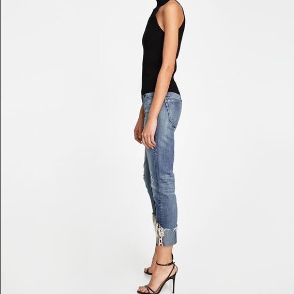 JEANS WITH UNEVEN HEMS AND PEARL BEADS - Picture 3 of 8